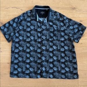 Nat Nest XL Men’s Button Down Short Sleeve Shirt 70% Silk 30% Cotton LUAU
